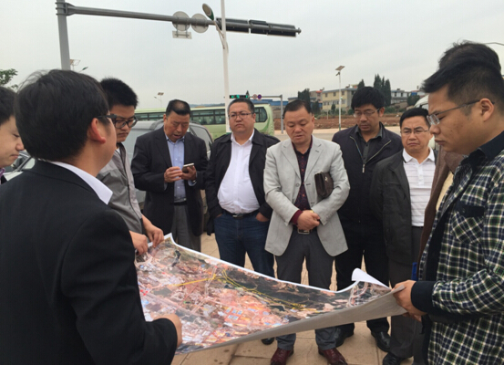 北京軍企投資考察團(tuán)在安寧工業(yè)園區(qū)考察